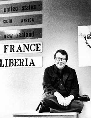 Mr. Anthony Vadala preparing students for MUN.